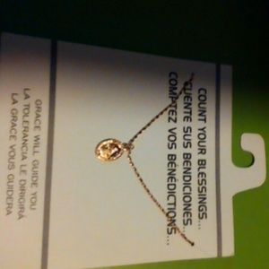Brand new necklace